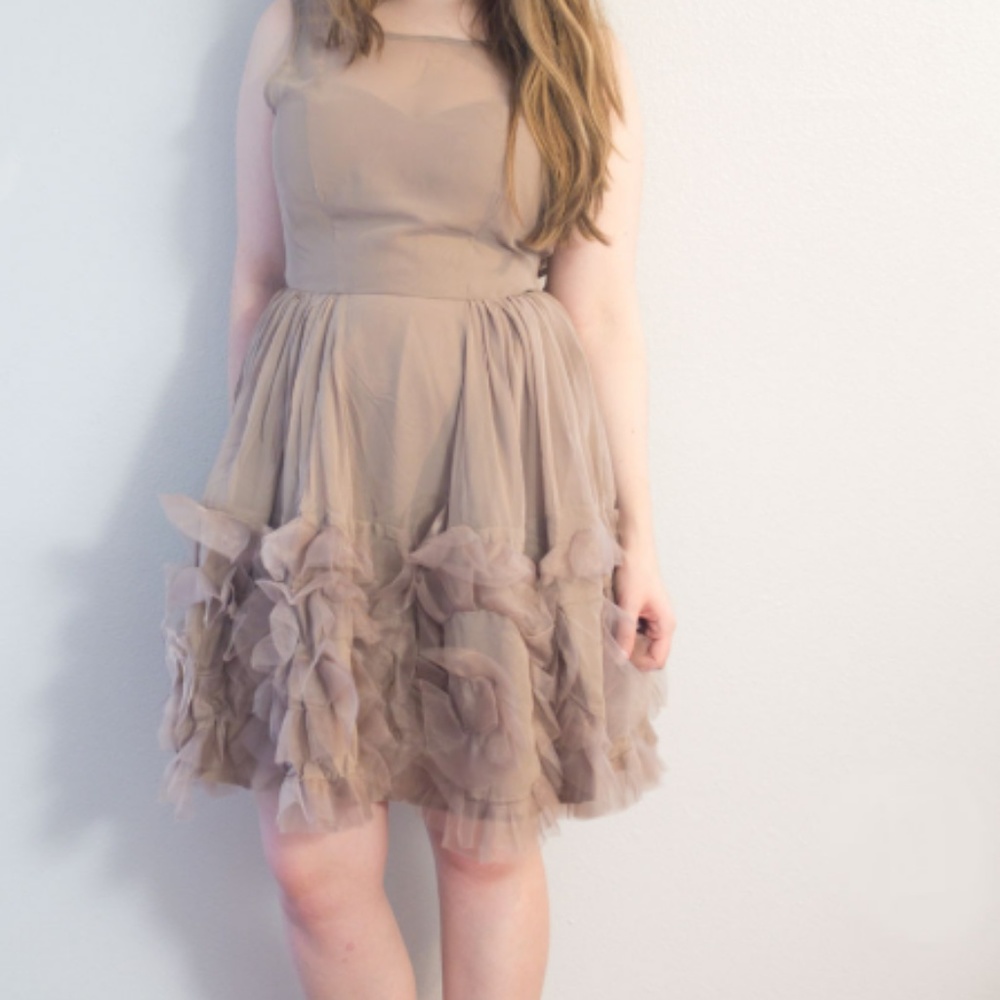 Feminine sheer sweetheart dress with tulle flowers